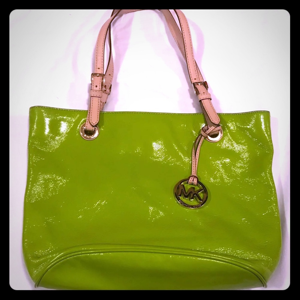 Shoulder bag